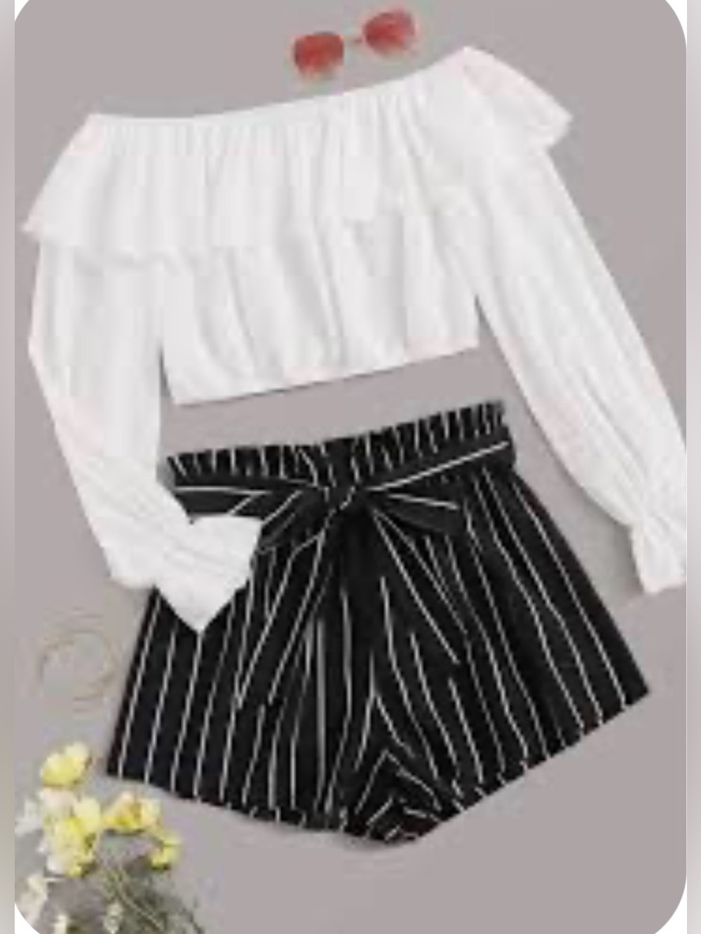Adorable set size 2x in perfect condition was just way too big for my niece